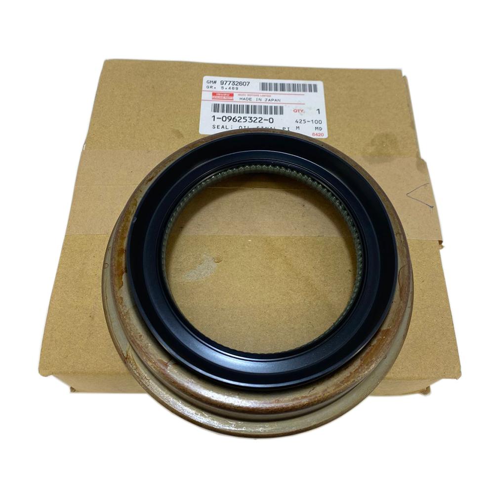 Сальник хвостовика редуктора заднего моста ISUZU CYZ51/EXZ51/FVR34 | Оригинал